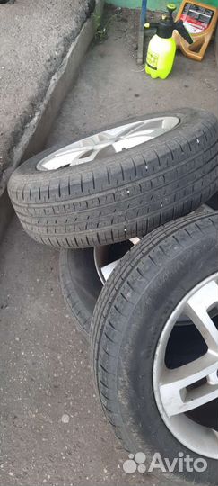 Боковые колеса для автомобиля