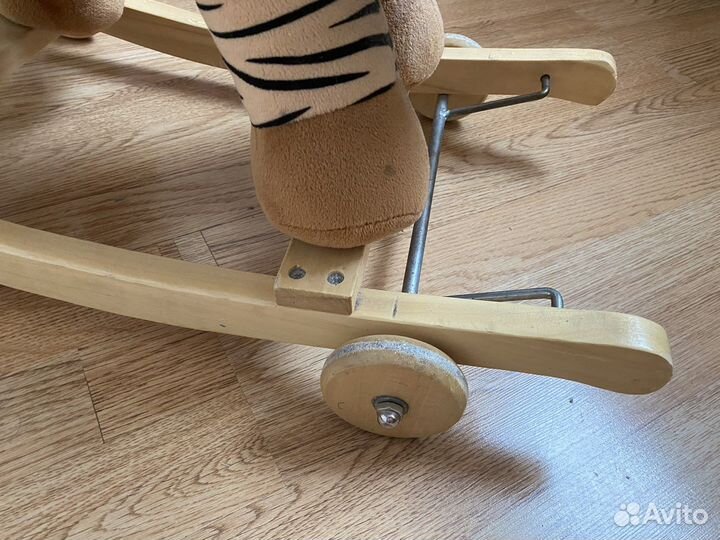 Каталка-качалка Тигр на колесах