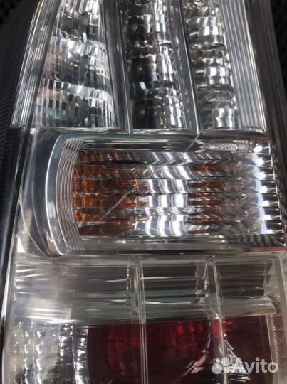 Фонарь задний левый Prius 30