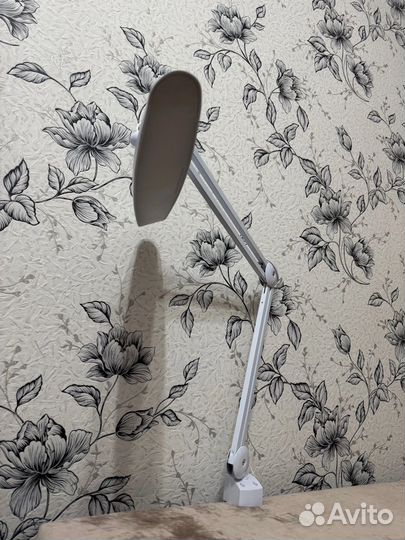 Косметологическая лампа/для наращивания ресниц