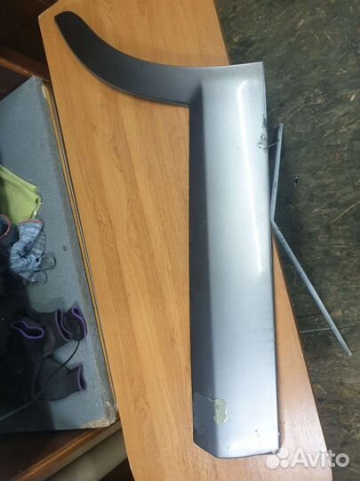 Молдинг Pontiac vibe