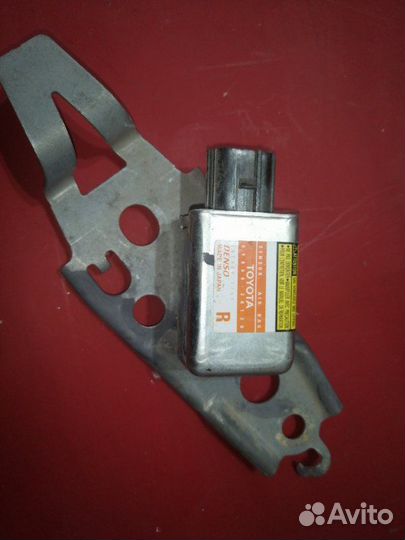 Датчик подушек безопасности Lexus Gs