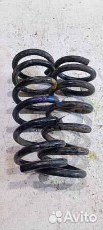 Пружина задняя Инфинити