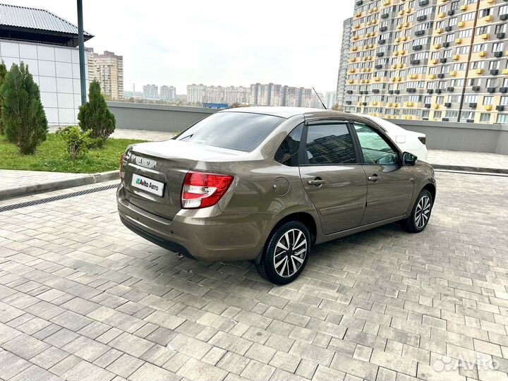 LADA Granta 1.6 МТ, 2021, 44 000 км