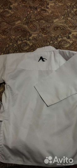 Кимоно и перчатки, новое, для детей 9, 10 лет