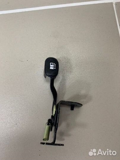 Ручка открывания бензобака Hyundai Creta 1.6 G4FG