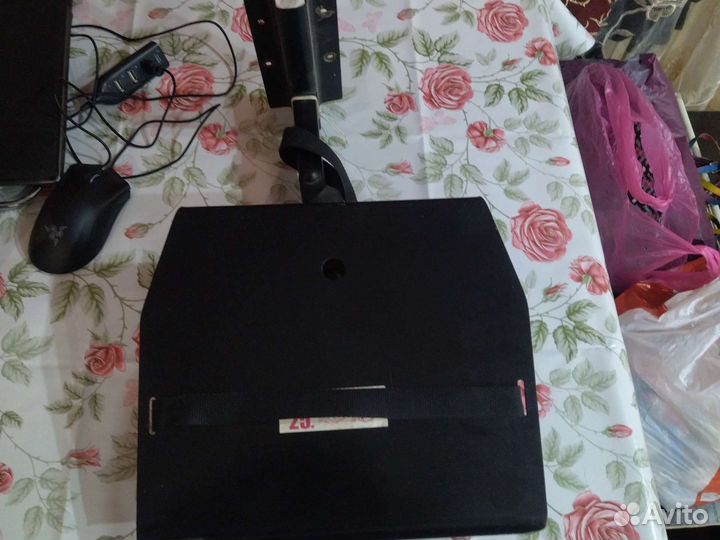 Кронштейн для телевизора поворотный на стену 25 кг