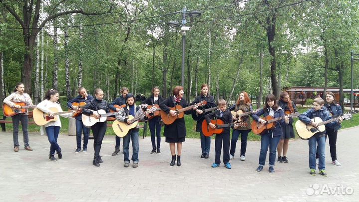 Уроки игры на гитаре / классическая / акустическая