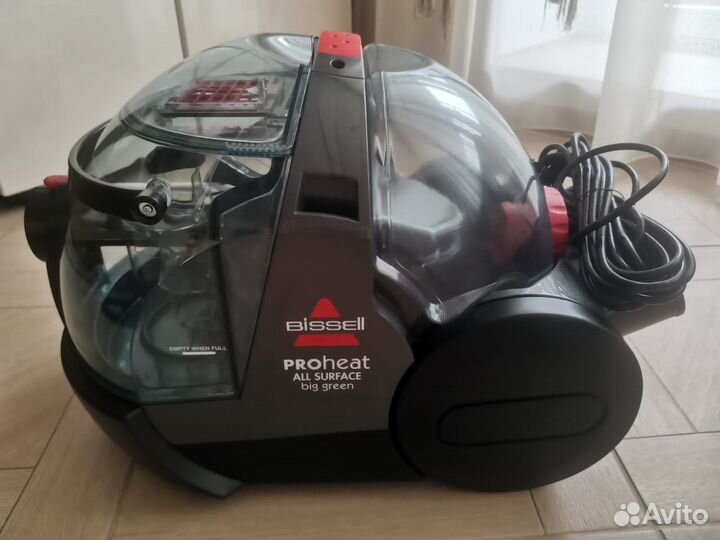 Моющий пылесос новый