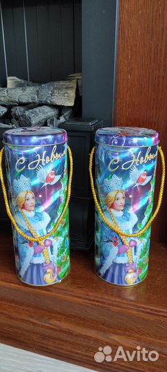 Жестяная коробка, новогодняя упаковка