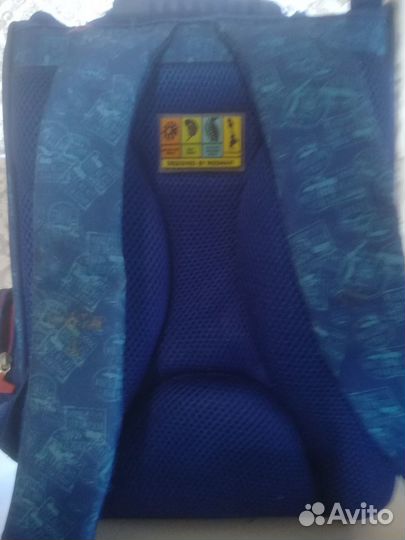 Рюкзак школьный