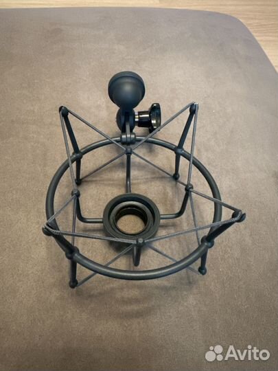 Студийный микрофон Neumann TLM 103 MT Studio Set