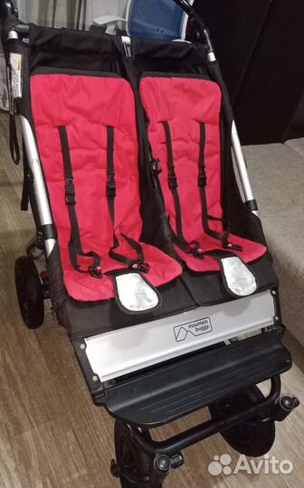 Коляска для двойни Buggy Duet