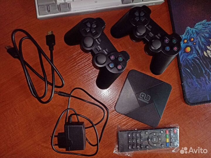 Игровая приставка GameBox