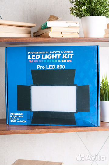 Видеосвет U800+