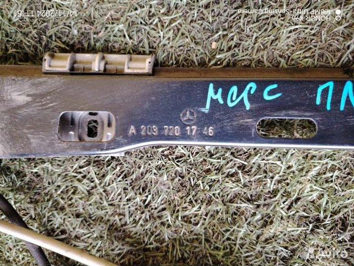 Электростеклоподъемник передний левый