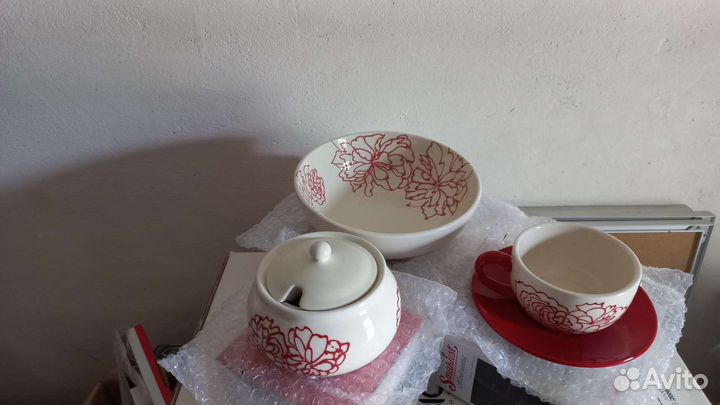 Набор столовой посуды новый