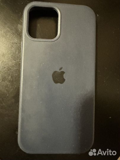 Чехол на iPhone 12 цвет синий. Силикон