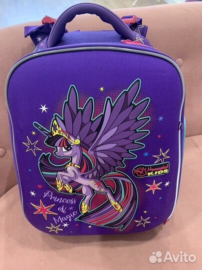 Школьный рюкзак