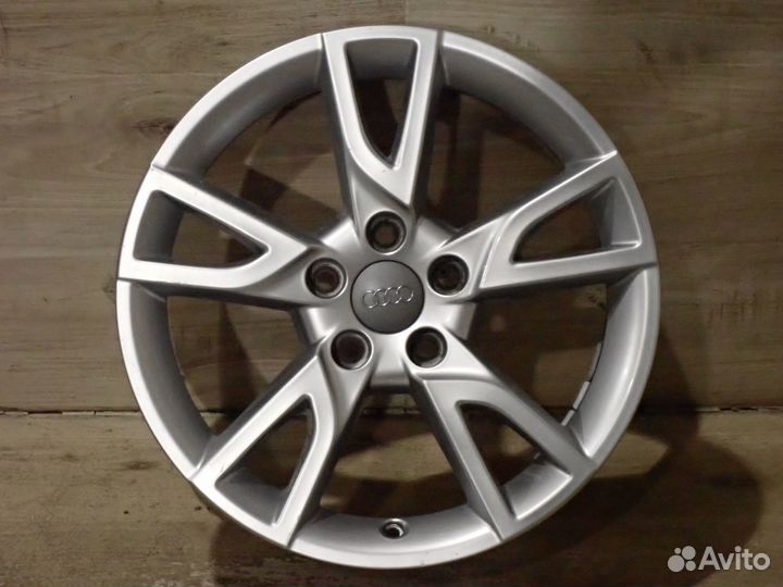 Оригинальные R17 диски Audi Q3