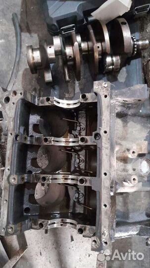 Коленвал и блок audi А 6