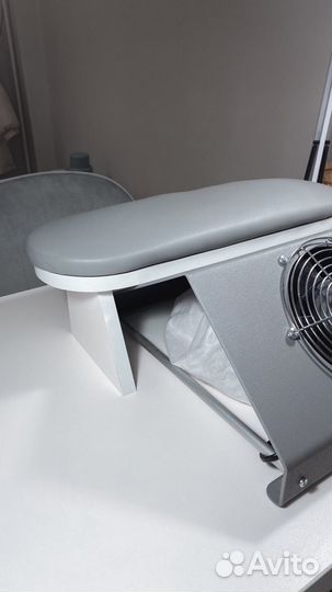 Подставка под руку для маникюра