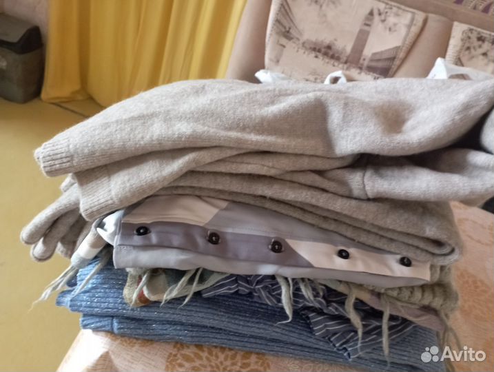 Отдам бесплатно вещи в хорошем состоянии