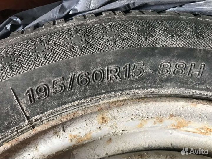 R15 Lassa Competus Winter 195/60, PCD 4x114.3 DIA 67.1