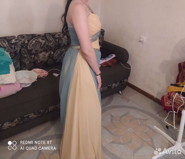 Вечернее платье