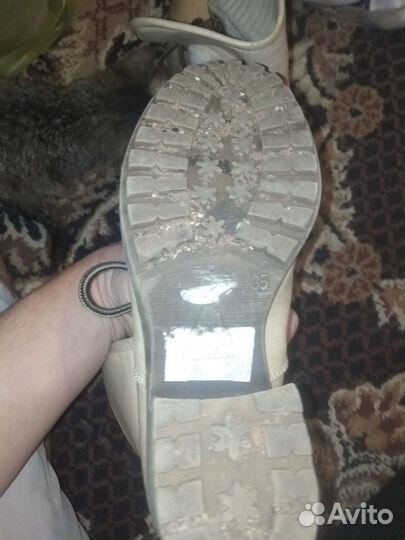 Ботинки женские 35 размер