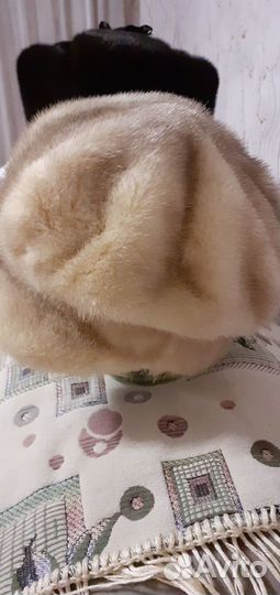 Кепка норковая женская