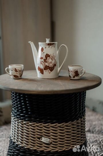 Журнальный столик