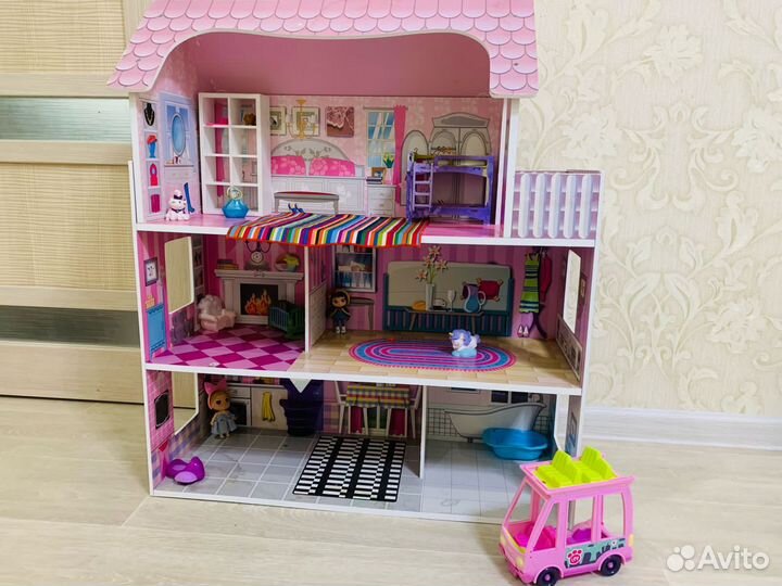 Домик кукольный