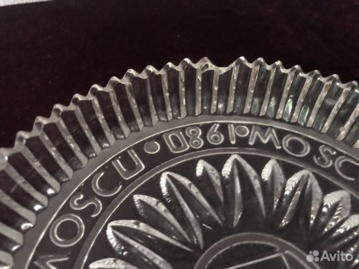 Хрустальное блюдо Москва-80