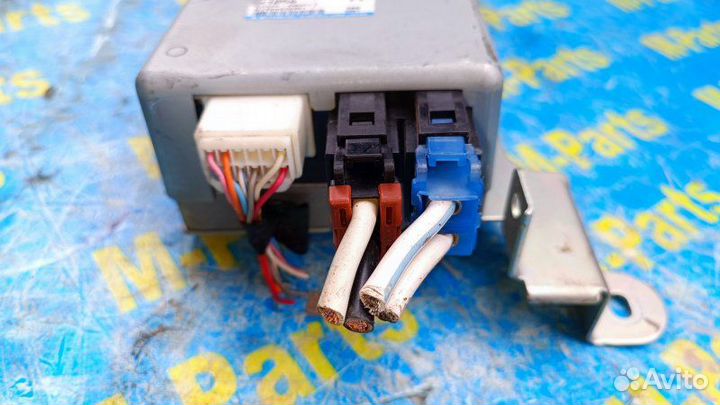 Блок управления рулевой рейкой Mazda Demio DY3W