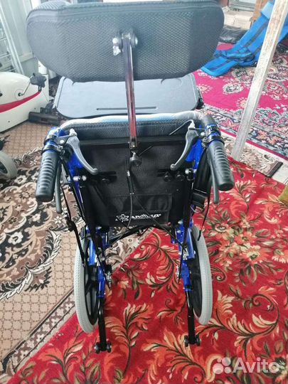 Инвалидная коляска новая