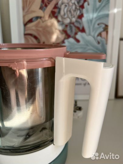 Детская Пароварка-блендер Babycook Neo