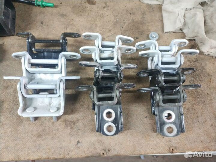 Петли дверные Ниссан Альмера Nissan Almera G15