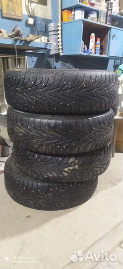 Yokohama A008 225/60 R18