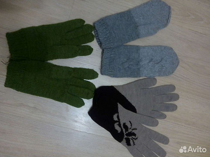 Носки ручной вязки и рукавички