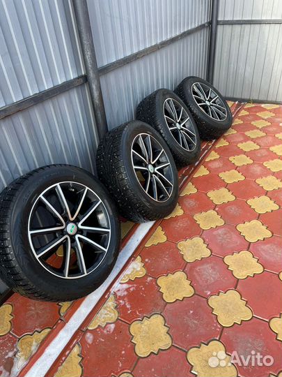 Зимняя резина с дисками r17