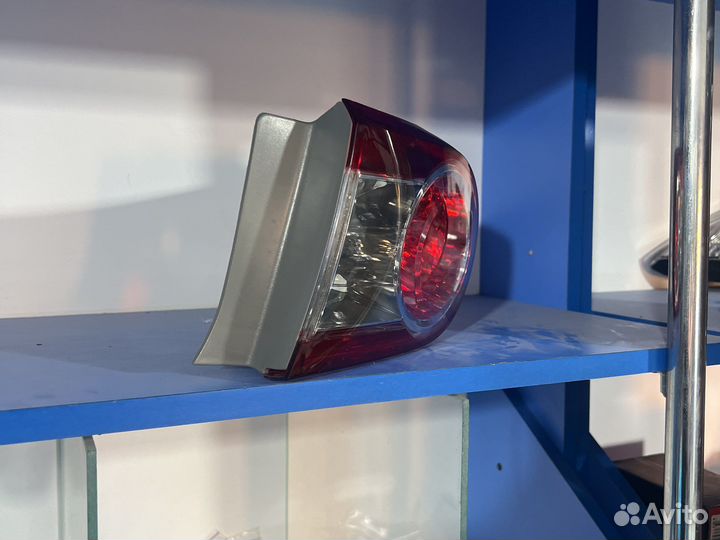 Фонарь Тойота Королла E151 hybbl