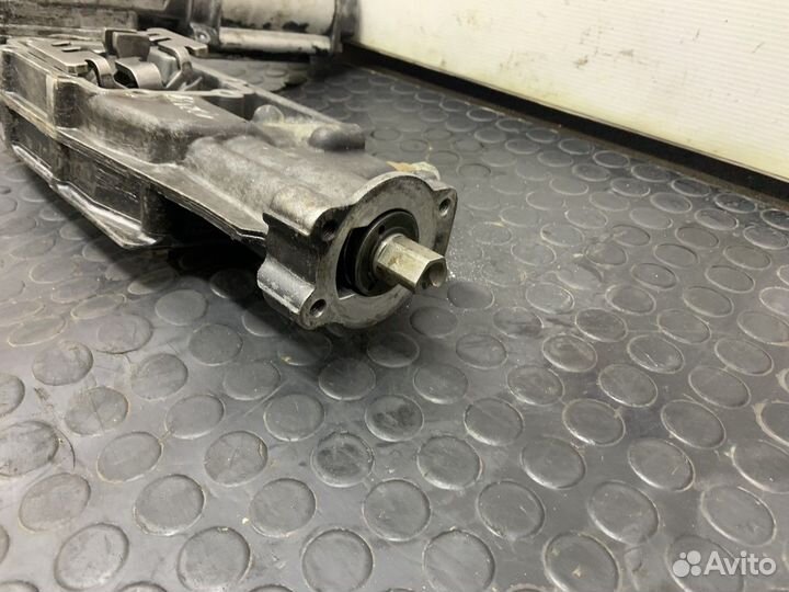 Механизм выбора передач кпп ZF 16S2221TO Man TGA