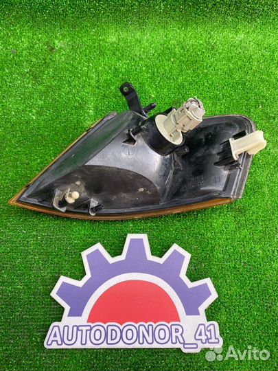 Габарит передний правый Nissan Ad vhny11 QG18DE