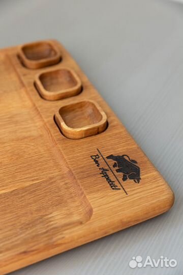 Разделочная и сервировочная доска из дуба большая