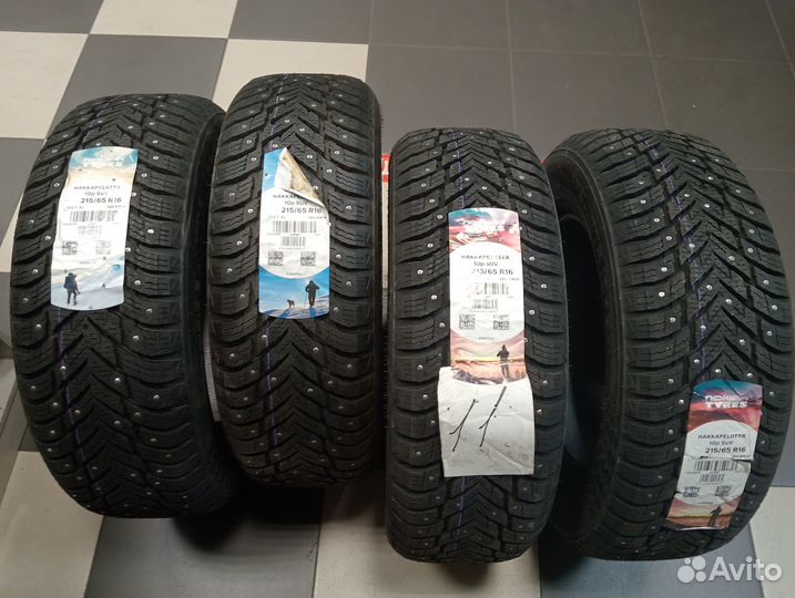 Nokian Tyres Hakkapeliitta 10p SUV 215/65 R16 102T