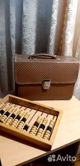 Портфель переписчика цсу и счеты времен СССР