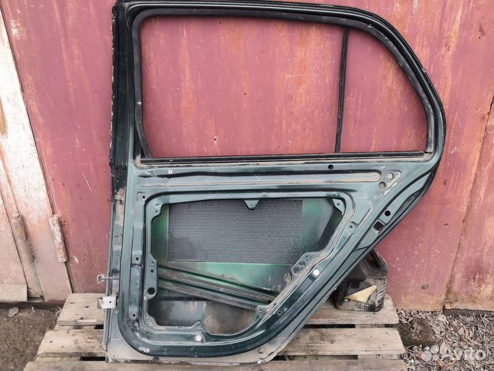 Дверь задняя правая fabia 1