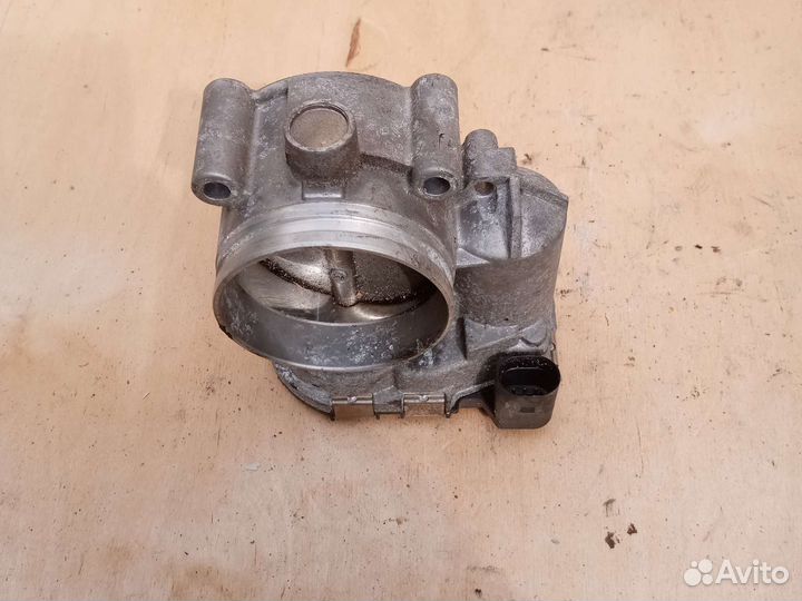 Дроссельная заслонка Audi A6 C6 2.4 BDW