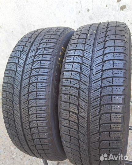 Michelin X-Ice 215/60 R17 96T